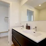 Cadiz - Gerenoveerd Met Groot Balkon & Zeezicht *